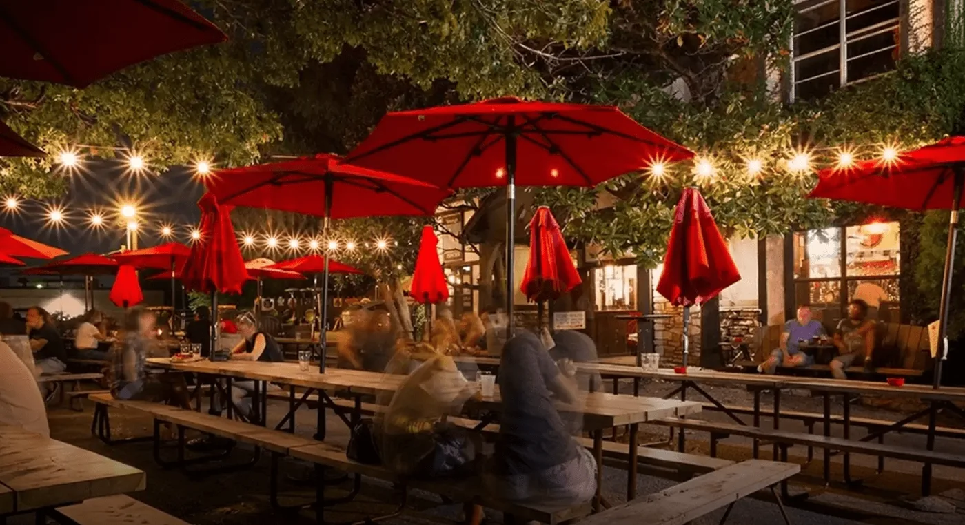 Draught House Pub and Brewery, business photo 3